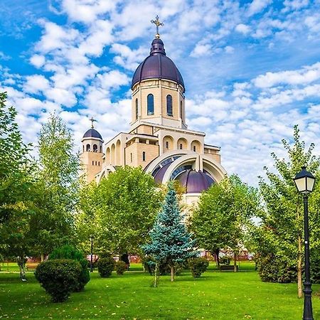 Ultracentral,Parcul Catedralei,Apartament 2 Camere Bacau Luaran gambar